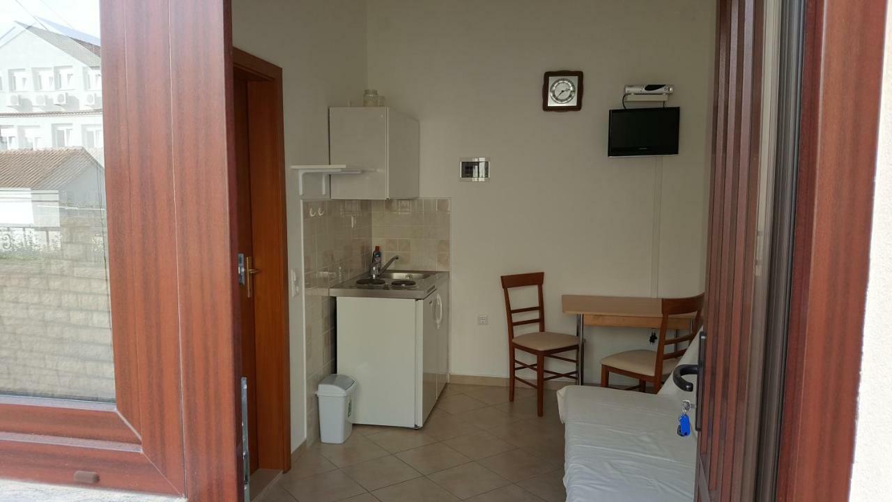 Apartmani M&M Biograd Na Moru Exterior foto