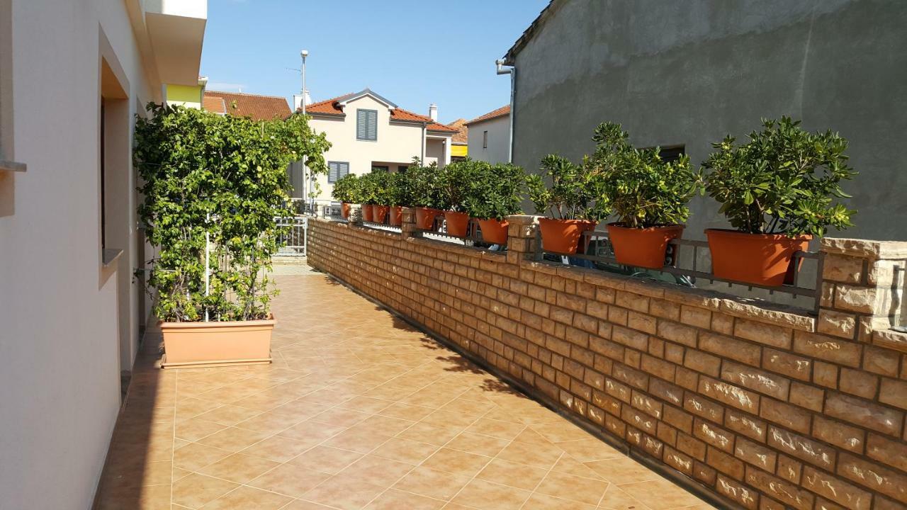 Apartmani M&M Biograd Na Moru Exterior foto