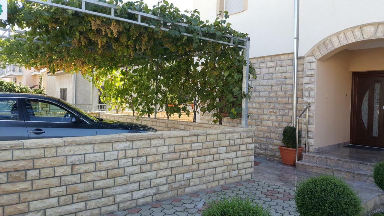 Apartmani M&M Biograd Na Moru Exterior foto